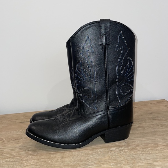 Masterson Boot Co. Boots, Size 5.5 - Picture 3 of 10